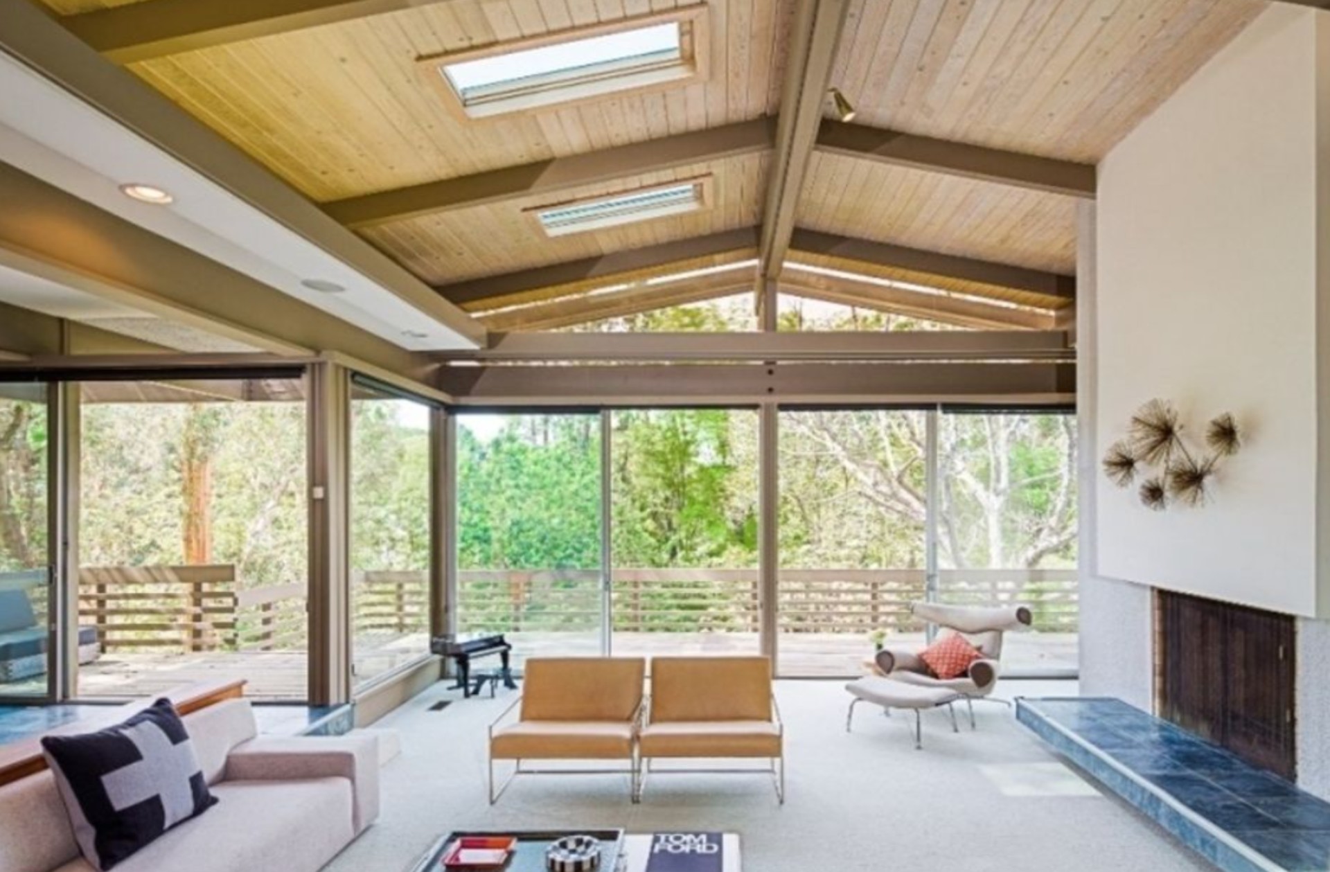 ENCINO MODERN HOUSE, THE STRIMLING HOUSE