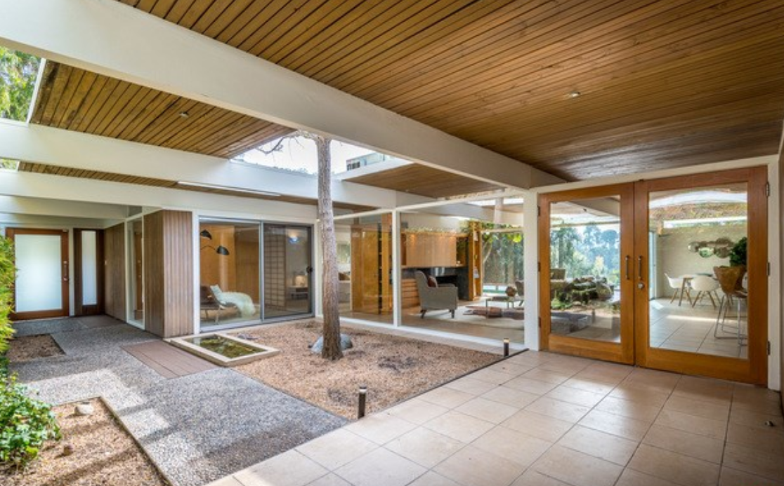 CLASSIC 1957 HOLLYWOOD HILLS MID CENTURY MODERN HOME