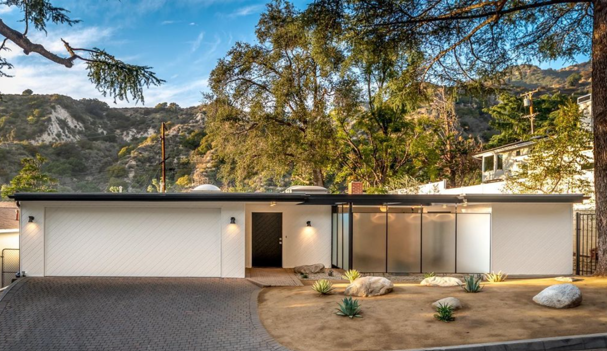 La Canada Mid Century Home 