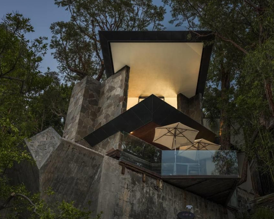 The Sunset Strip Wolff Residence 