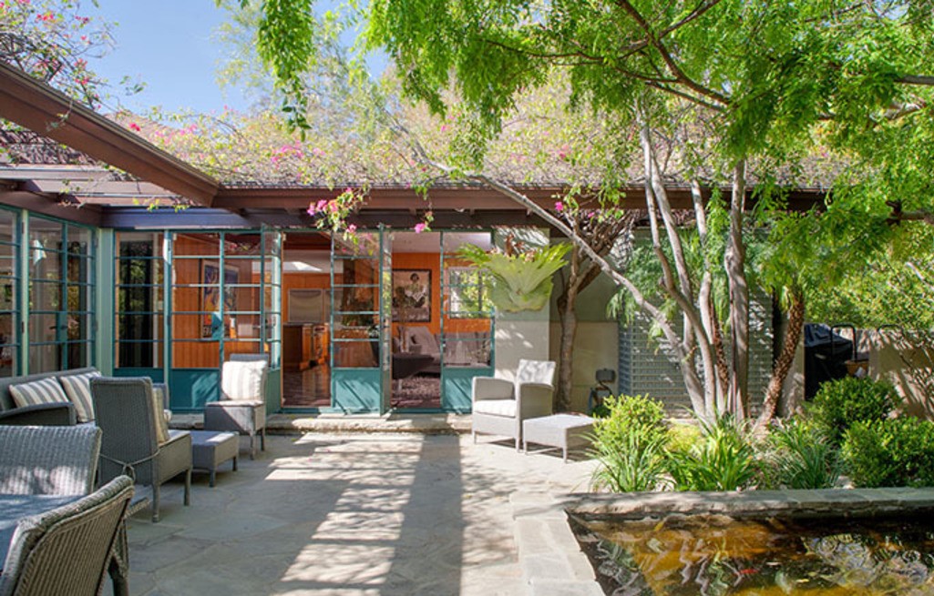 BRENTWOOD ARCHITECTURAL HOME –