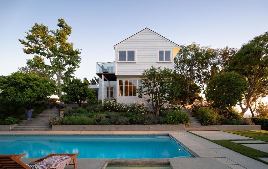 Stunning Silver Lake Traditional Estate