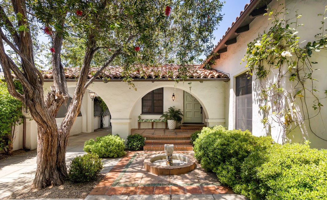 WEST HOLLYWOOD EXCEPTIONAL 1928