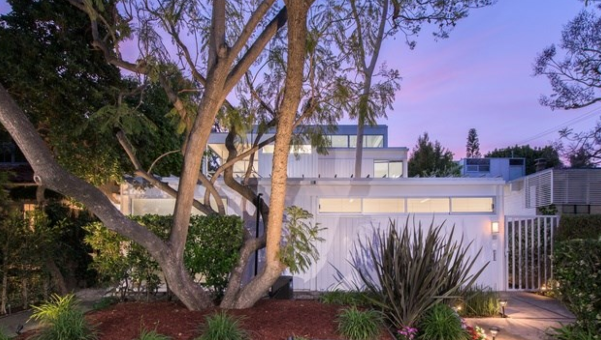 PRIVATE PIERRE KOENIG BRENTWOOD HOME