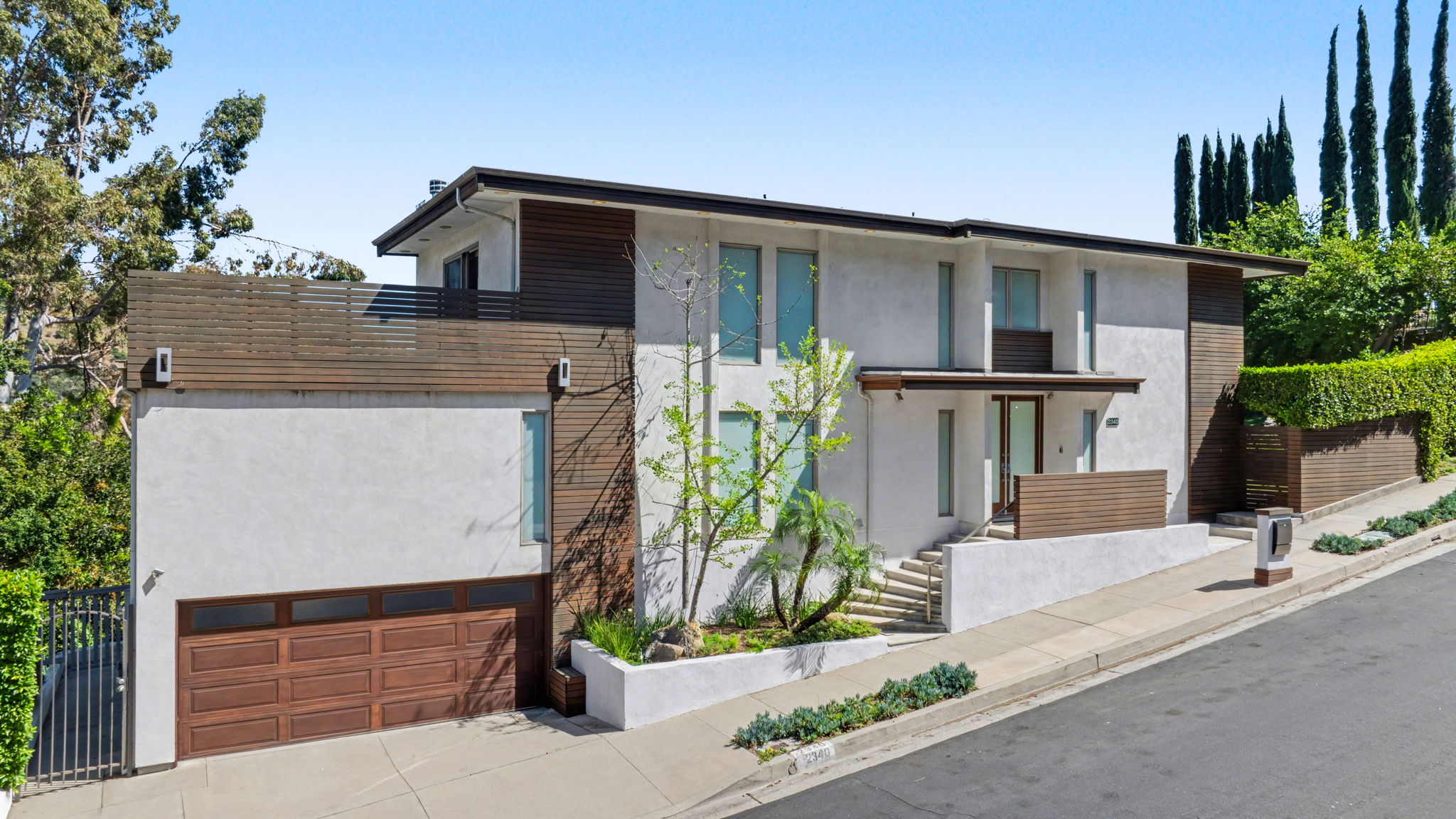 Mt Olympus Contemporary Home With Expansive Views