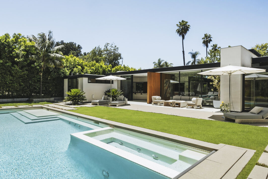 Beverly Hills' Classic Trousdale Estates by Rex Lotery